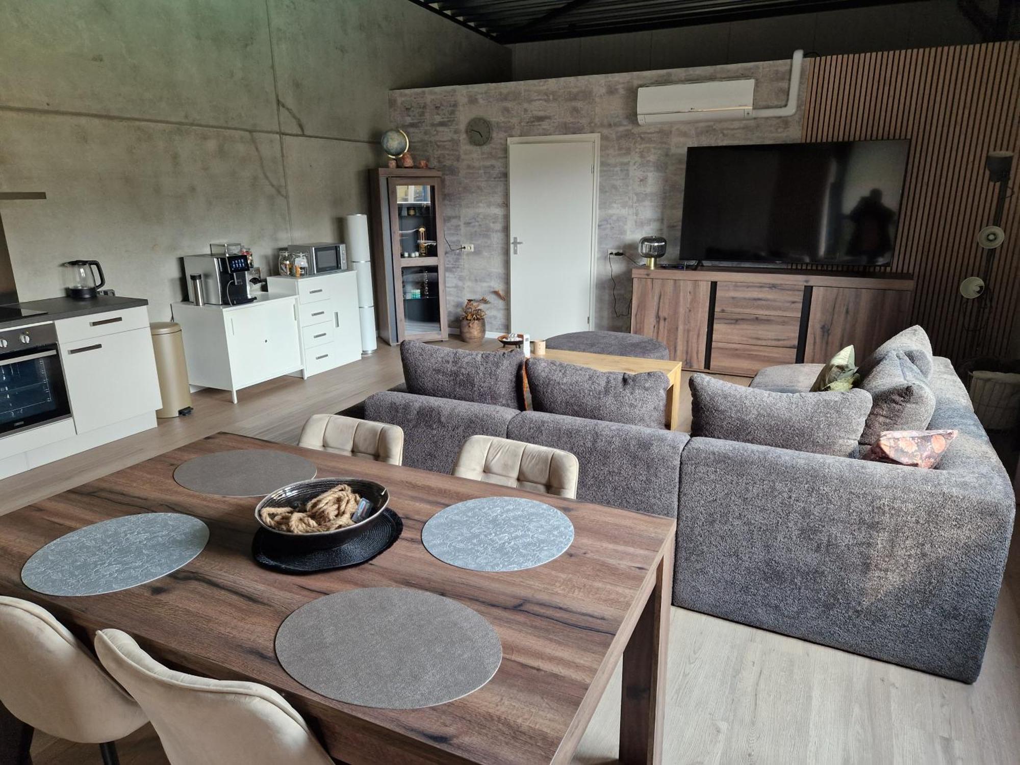 Ferienwohnung Klein Duimpje Echt Exterior foto