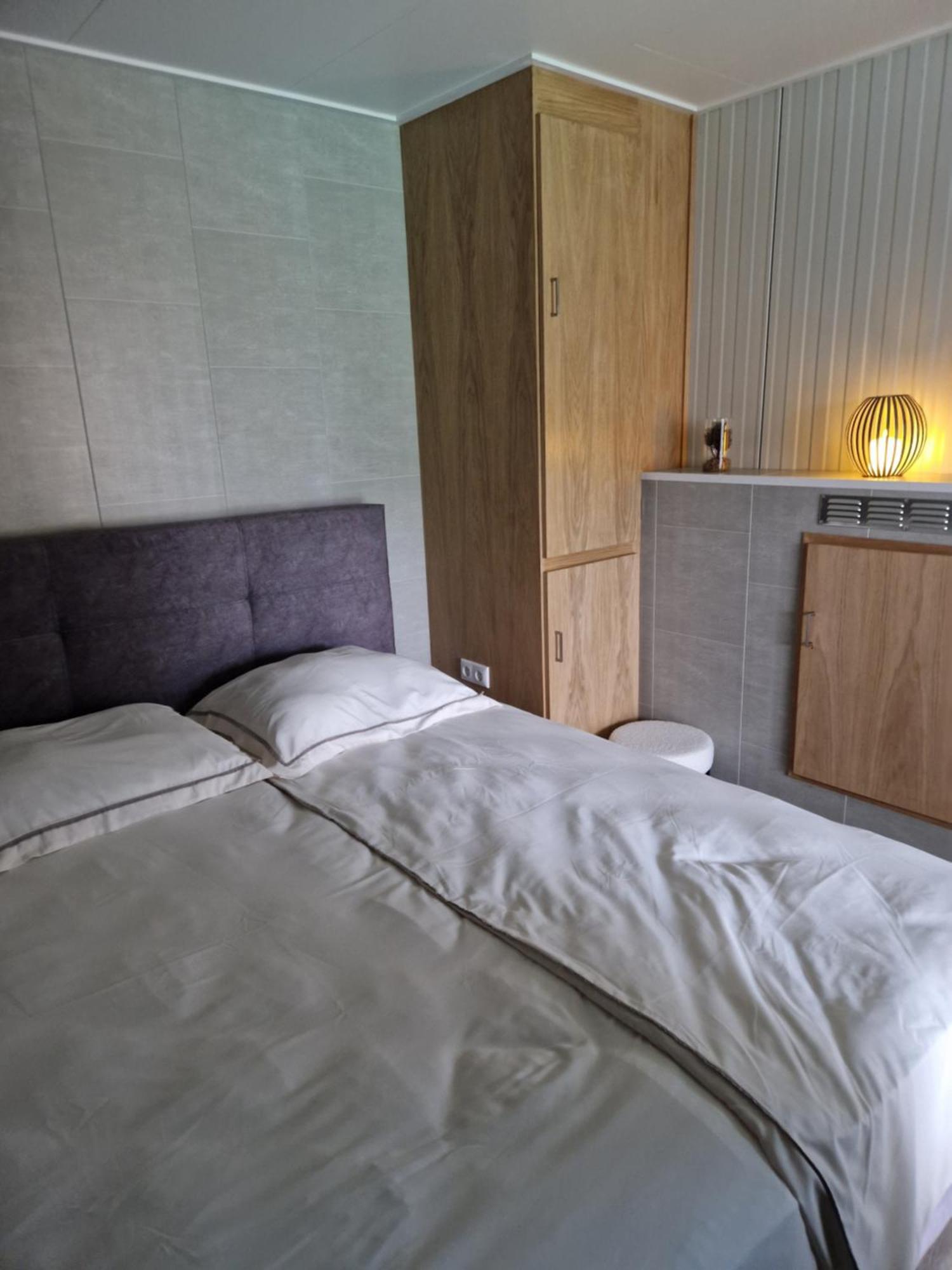 Ferienwohnung Klein Duimpje Echt Exterior foto